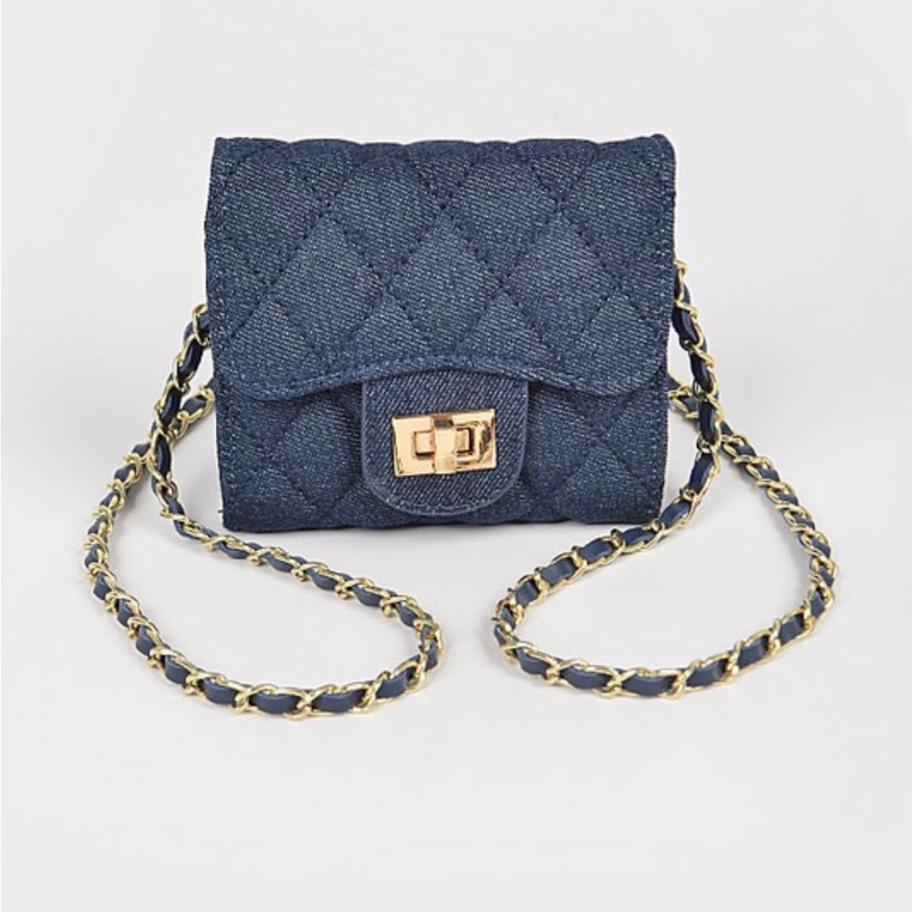 Cross body wallet quilted design with chain strap
